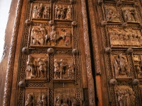 St. Maria im Kapitol - Portal aus der Mitte des 11. Jahrhunderts aus Eichenbohlen - Detailaufnahme